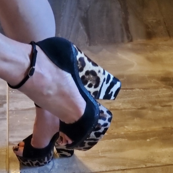 Giuseppe Zanotti Platform Heels - Picture 5 of 12